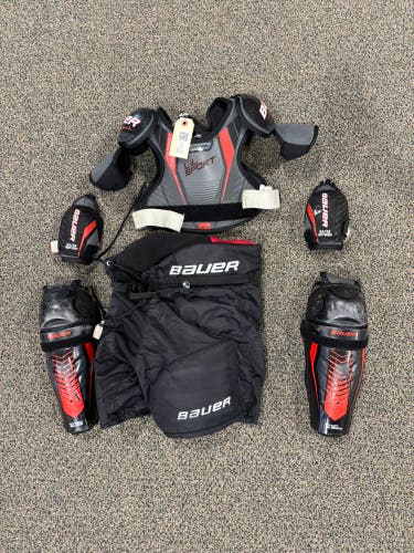 Youth Medium Bauer Lil Sport Starter Kit (Does not include gloves)