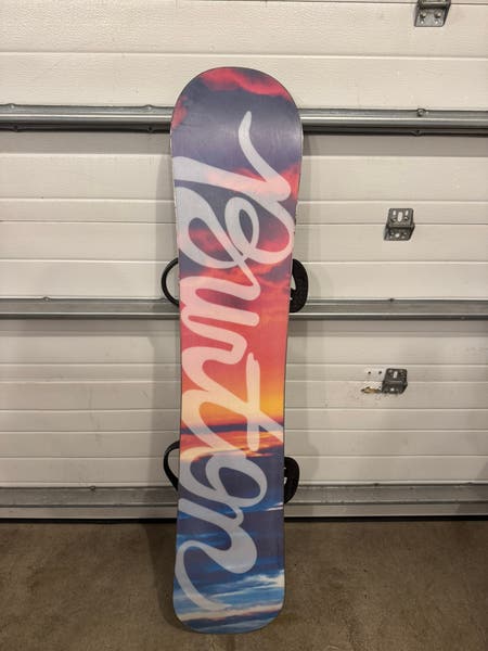 Women's Burton Socialite Snowboard With Large Burton Scribe