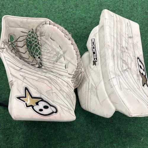 White Intermediate Brian's Iconik X Goalie Glove & Blocker Set Regular (Used)