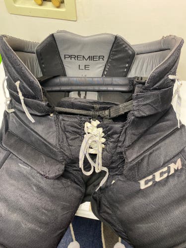 Senior Large CCM Premier le Hockey Goalie Pants (Used)