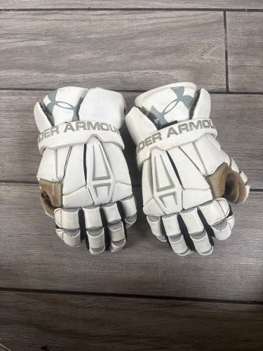 Under Armour Command pro 3 Lacrosse Gloves (Used)