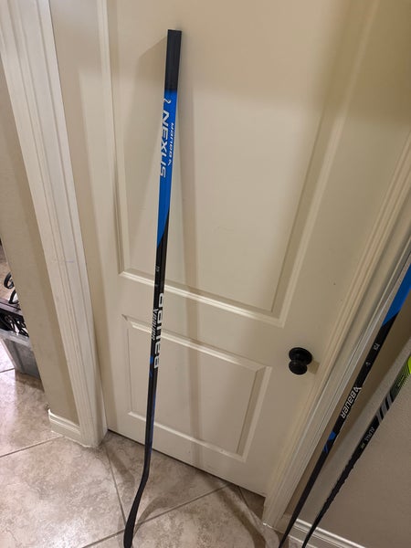 Senior Bauer Nexus 1N Right Handed Hockey Stick P28 87 Flex Pro Stock (Used)