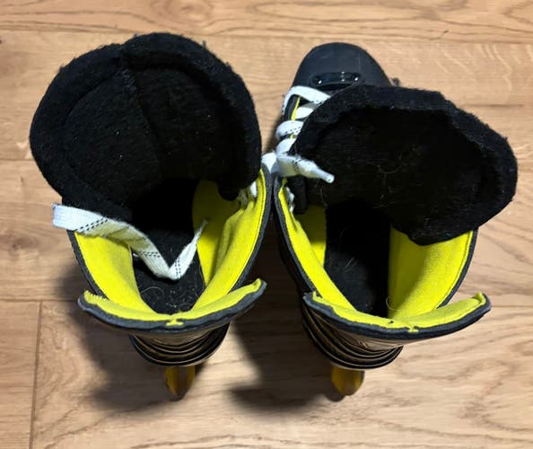 Bauer RS Inline Skates Regular Width Size 3 (Used)