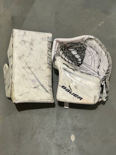 Bauer Vapor Hyperlite 2 Regular Pro Stock (Used)