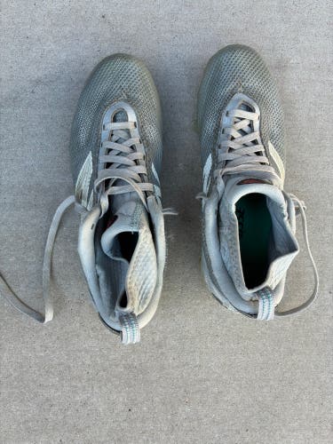 Gray Men's Size M 9.5 (W 10.5) Adult New Balance Freeze Mid Top (Used)