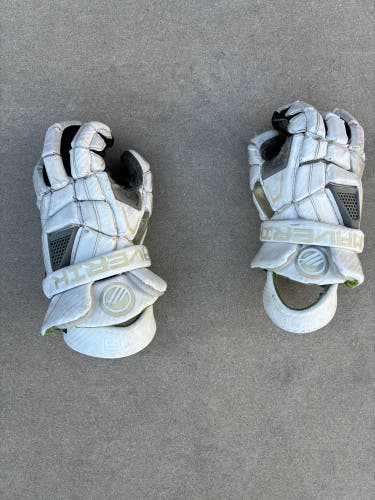 Maverik M4 Lacrosse Gloves (Used)
