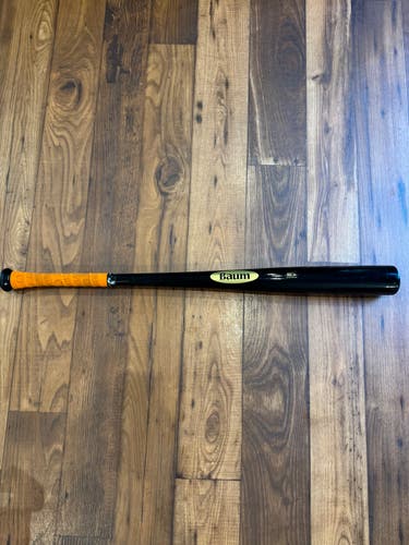 LIke NEW 2025 Baum Gold Stock Wood Composite BBCOR Certified Bat (-3) 30 oz 33" (Used)