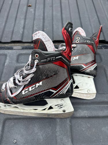 2017 CCM JetSpeed FT1 Hockey Skates Regular Width Size 6.5 (Used)