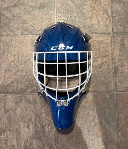 CCM 9000 Goalie Mask - Senior Medium (Expired)