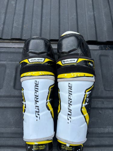 Senior Bauer Supreme 2S Pro 17" Shin Pads (Used)