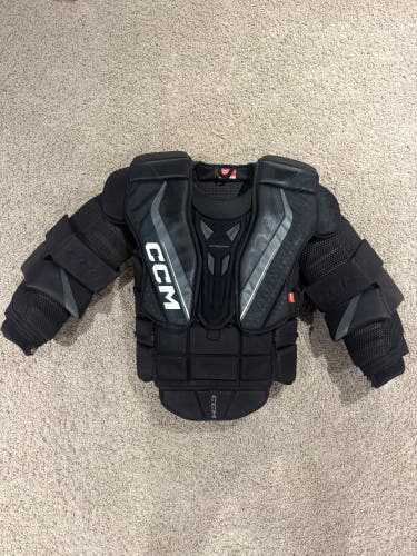 CCM EFlex 6.9 Goalie Chest Protector senior Large (Used)
