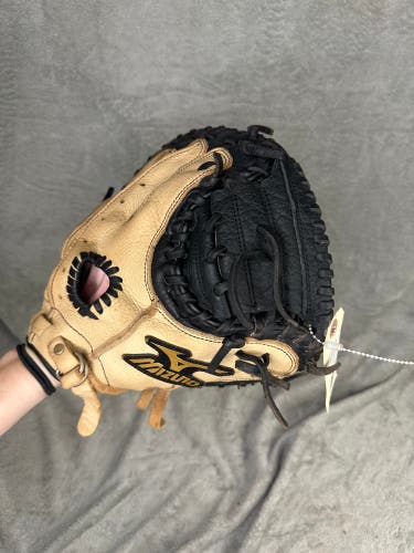 Brown Mizuno Power Close RH Catcher's Baseball Glove 32.5" (Used)
