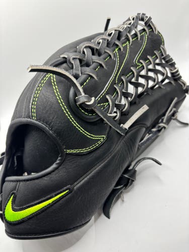 Nike Sha/do Edge RH Outfield Baseball Glove 12.5" (Used)