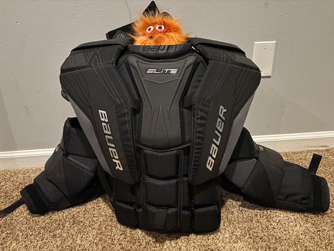 Large Bauer Elite Goalie Chest Protector (Used)