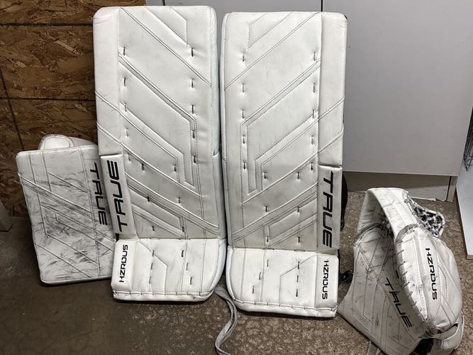 31" 2024 True HZRDUS Px4 Regular Goalie Full Set (Used)