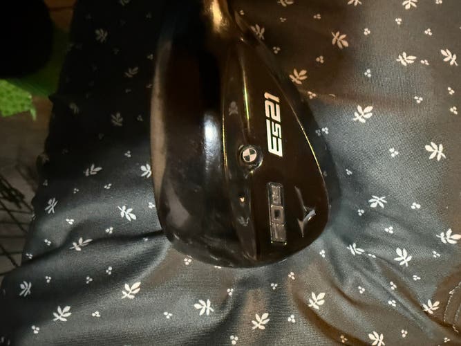 Mizuno RH ES21 60 Degree Graphite Shaft (Used)
