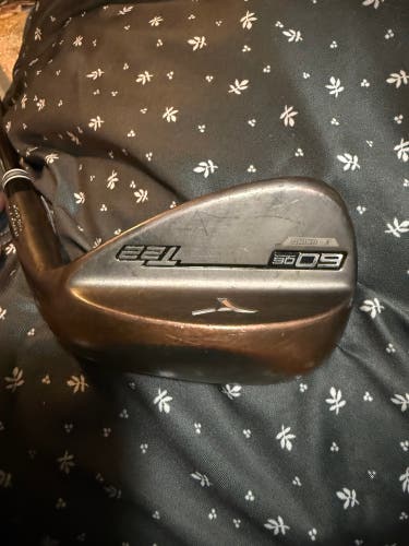 Men's Mizuno T22 Right Handed Wedge 60 Degree Graphite Shaft (Used)