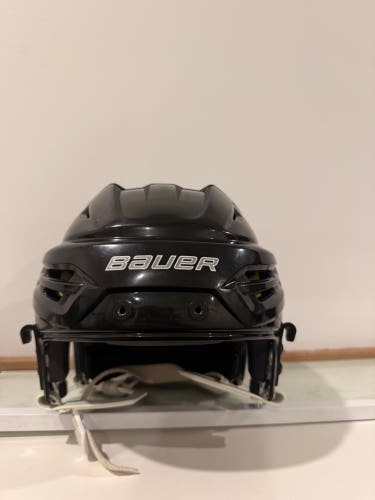 Small Bauer Re-Akt 95 Helmet (New)