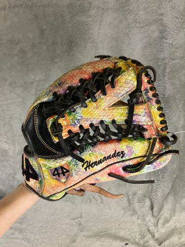 Pink 44 Pro Signature Series RH Outfield Baseball Glove 12" (Used)
