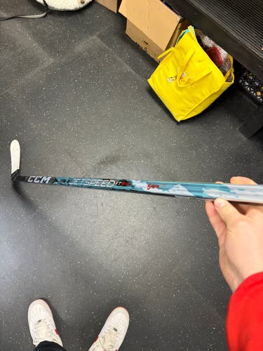 CCM FT9 PRO NOT STICK IN PICTURE