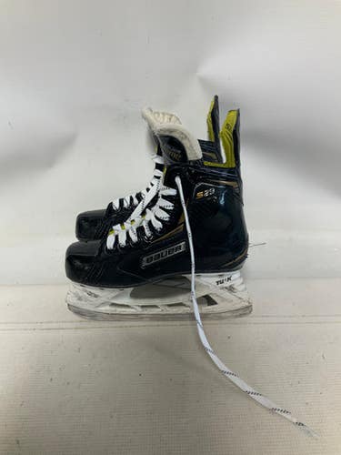 Used Bauer SUPREME S29 Junior Hockey Skate Junior 03 11823-S000039464
