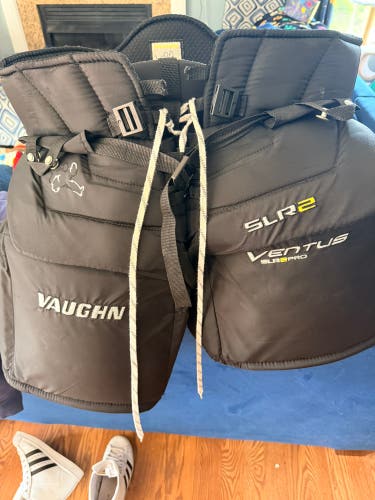 Senior XL Vaughn SLR 2 Pro Hockey Goalie Pants (Used)