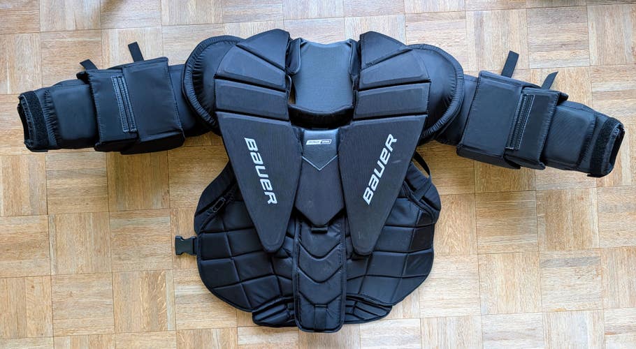 Used 5 Times!!! Nearly new! Medium Bauer Pro Series Goalie Chest Protector Pro Level