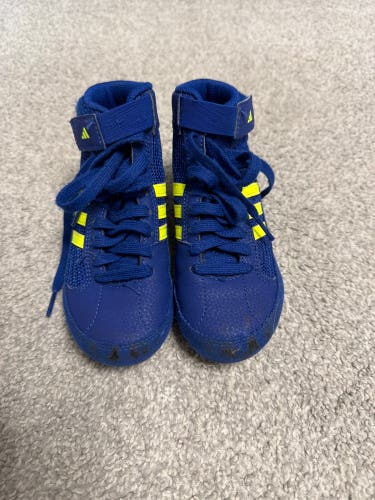Adidas (Used) kids 11 shoe