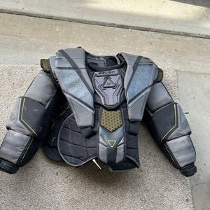 Large Bauer Mach Goalie Chest Protector (Used)