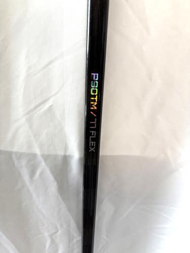 New FT9 PRO Styled BLACKOUT Stick – P90TM – 75 Flex – Hybrid Kick – 385g