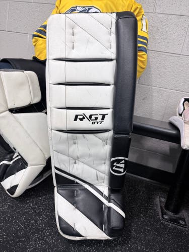 Black 30" Intermediate Warrior Ritual GT Goalie Leg Pads (Used)