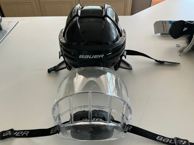 Small Bauer Helmet (Used)