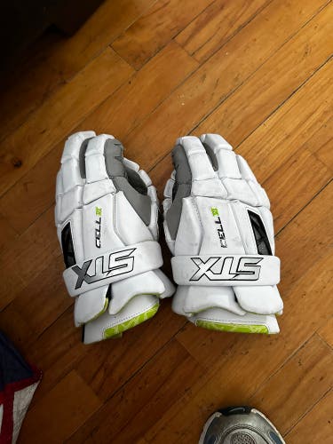 STX Cell vi Lacrosse Gloves (Used)