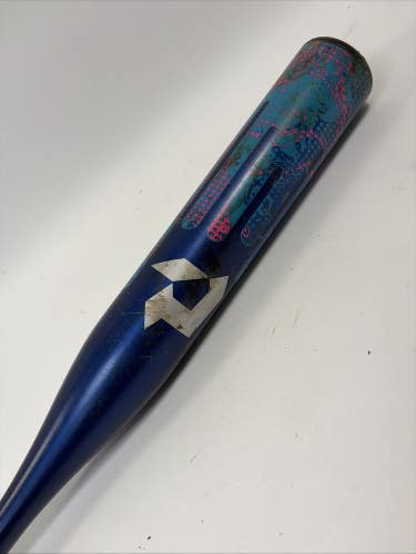 Demarini Uprising Softball Bat, 29/17 (-12), 2 1/4" Barrel