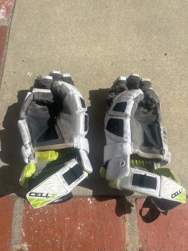 STX Cell V Lacrosse Gloves (Used)