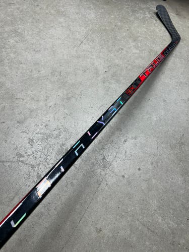 85 Flex P92 Senior True Catalyst 9x Left Hand Hockey Stick Pro Stock (New)