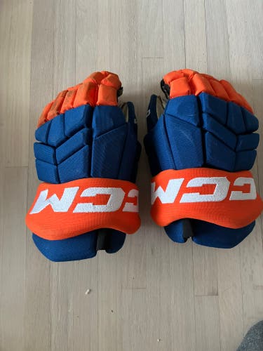 CCM HGTK Gloves 13" Pro Stock (Used)