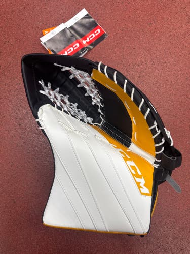 2022 CCM Extreme Flex E5.9 REG INT (New)