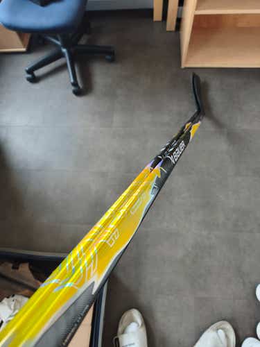 *NEW* 2 PACK Senior Bauer Vapor Flylite Left Hand Hockey Sticks P92M 82 Flex Pro Stock (New)