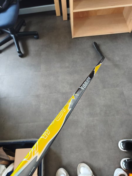 *NEW* Senior Bauer Vapor Flylite Left Hand Hockey Stick P92M 82 Flex Pro Stock