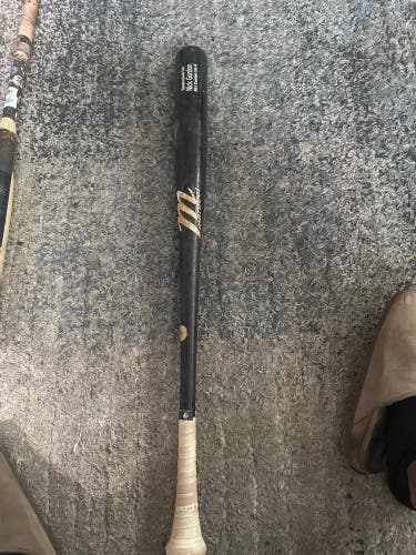 2018 Marucci AP5 Wood BBCOR Certified Bat (-3) 31 oz 33" (Used)