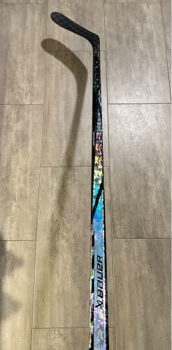 Intermediate Bauer Twitch Left Hand Hockey Stick P28 50 Flex (New)