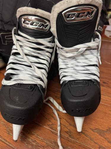 Black/Gray 2021 CCM Ribcor 86K Hockey Skates Wide Width 7.5 (Used)