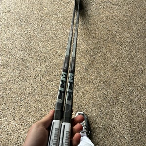 Intermediate CCM Right Handed Hockey Stick 75 Flex (New)