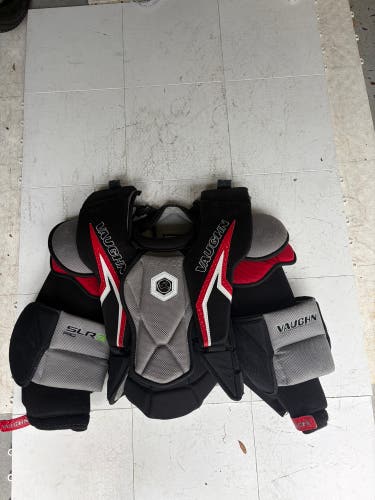 Senior Small Vaughn SLR3 Goalie Chest Protector (Used)