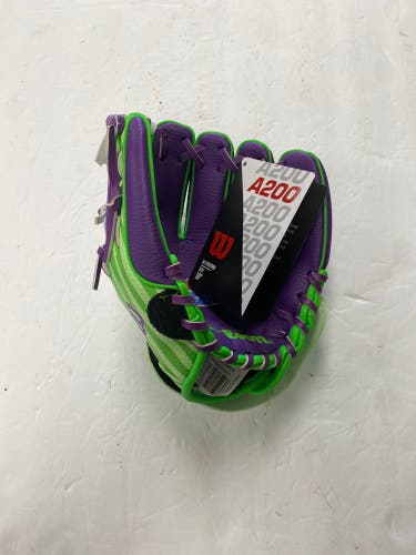 Wilson A450 RH Infield Baseball Glove 11.5" (New)