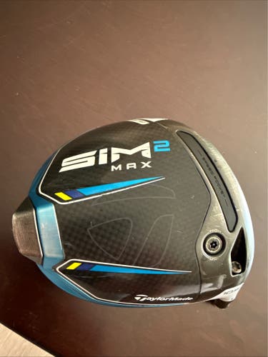 Men's 2021 TaylorMade SIM2 Max Right Handed Driver 10.5 Loft (Used)