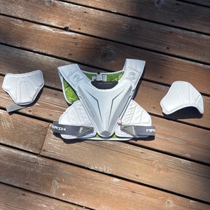 Large Adult Maverik M5 Speed Pad Shoulder Pads (Used)
