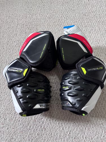 Senior Medium Bauer Vapor Hyperlite Elbow Pads (New)