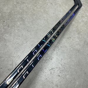 2 Pack 85 Flex P28 Senior True Catalyst 9x Left Hand Hockey Stick Pro Stock (New)